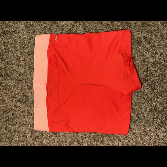 Nike Women's Dri-Fit Pro 3 Big Dot Training Shorts - Picture 6 of 12